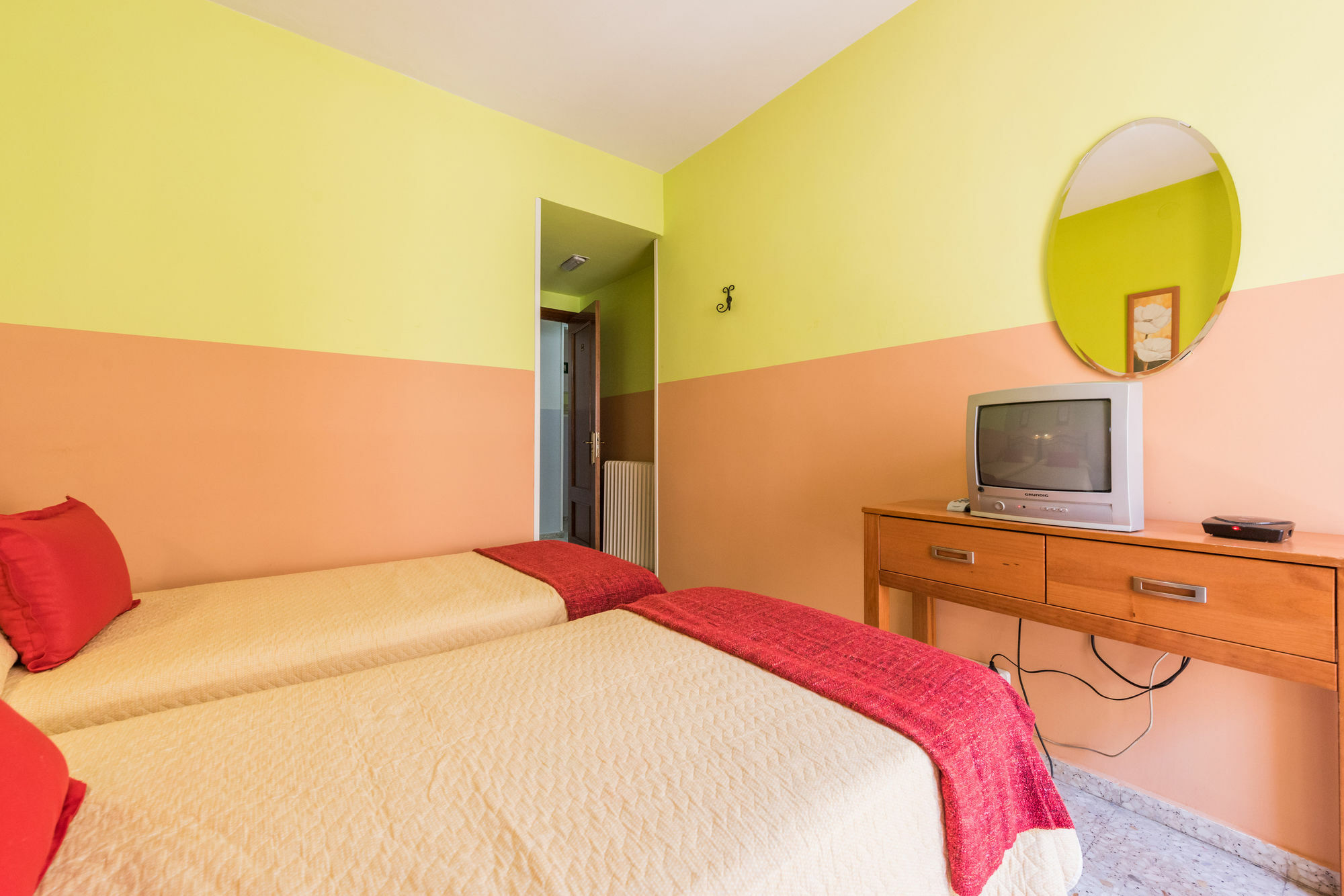 Hostal Arkanta 阿尔甘达·德尔·雷伊 外观 照片